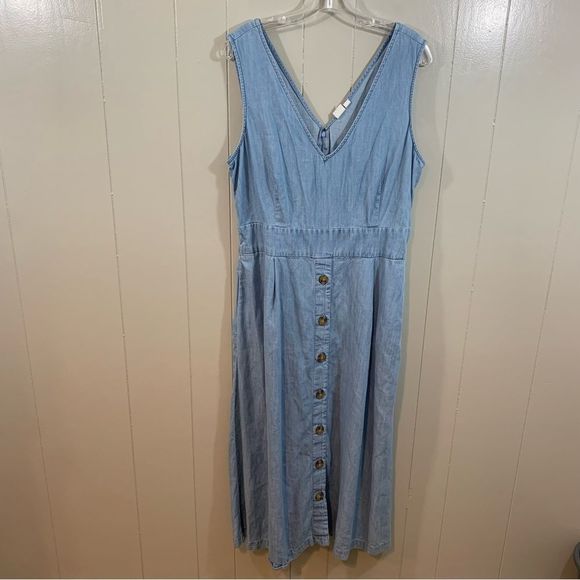 Gap Blue Chambray Plus Tall Pockets V Neck Buttons Casual Tank Midi Dress 14T - Picture 1 of 9